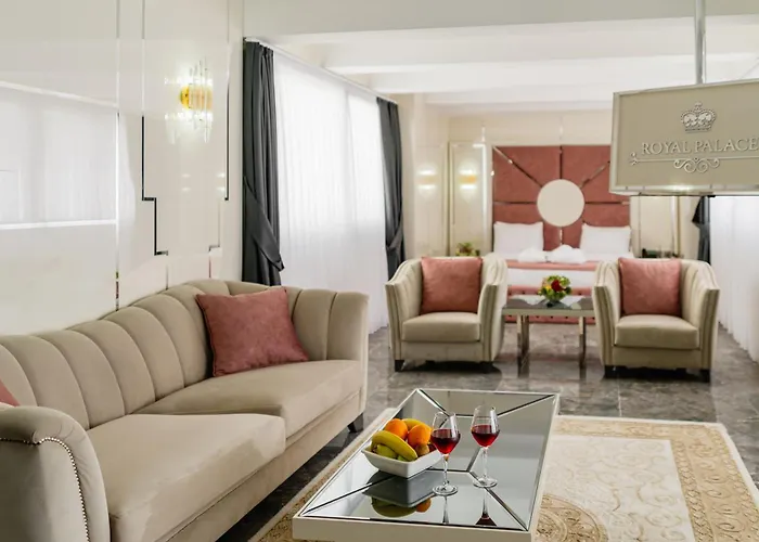 Royal Palace Hotel