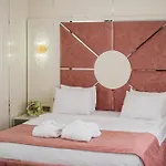 Royal Palace Hotel 3*