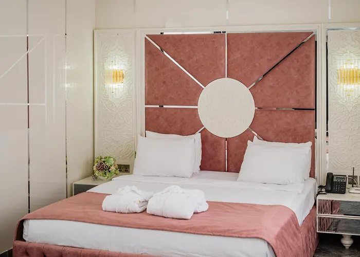 Royal Palace ホテル 3*