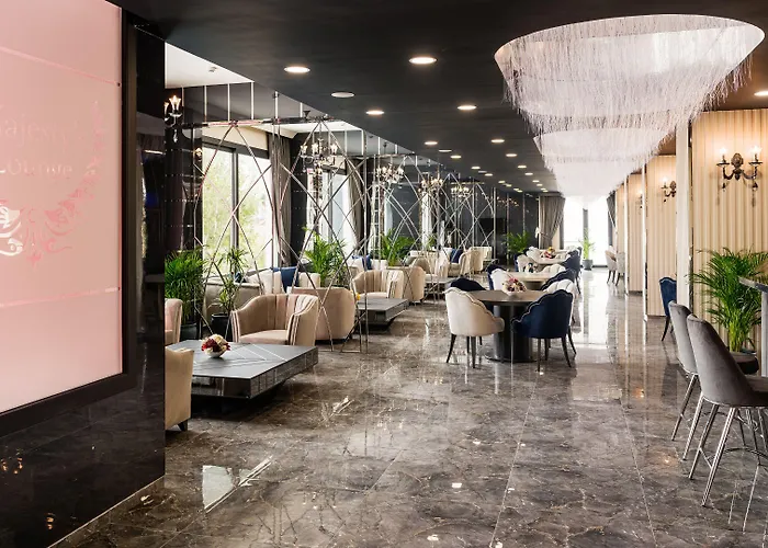 Hotel Royal Palace 3*